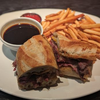 prime rib sandwich