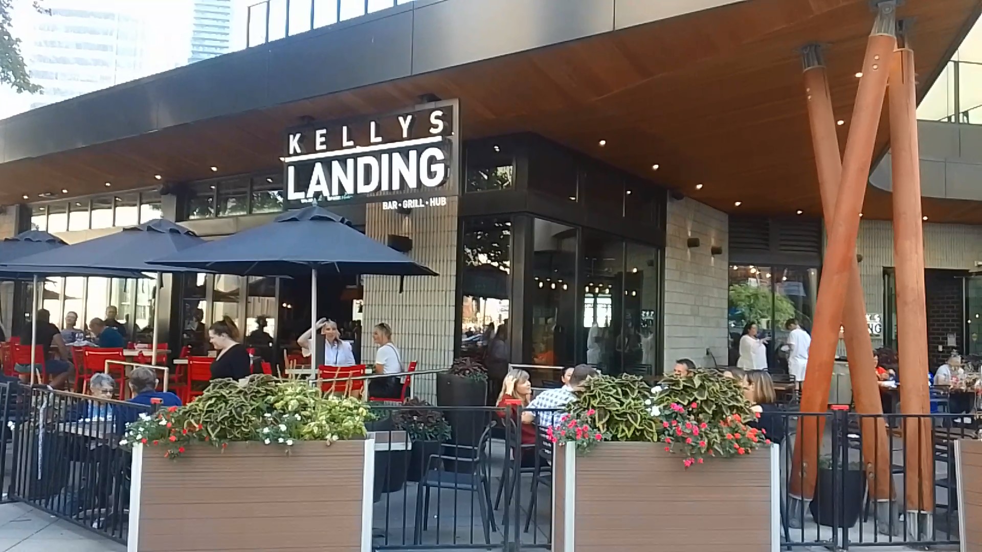 Kelly's landing